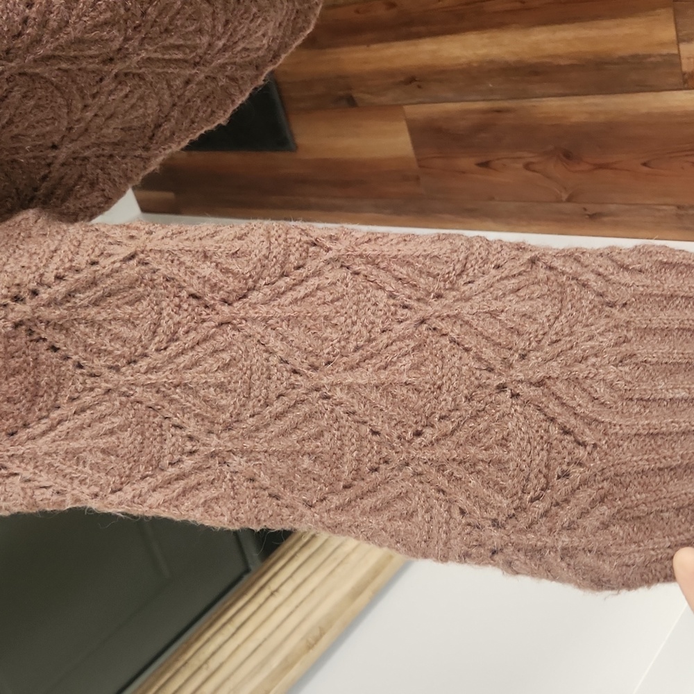 NWOT POL Sweater - Picture 5 of 9